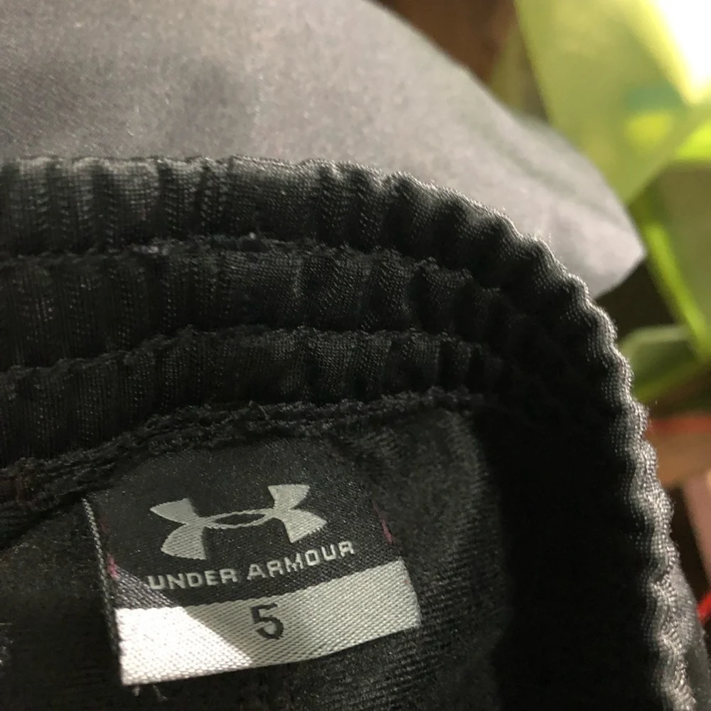 (Set) Under Armour kids zip hoodie jacket & pants.